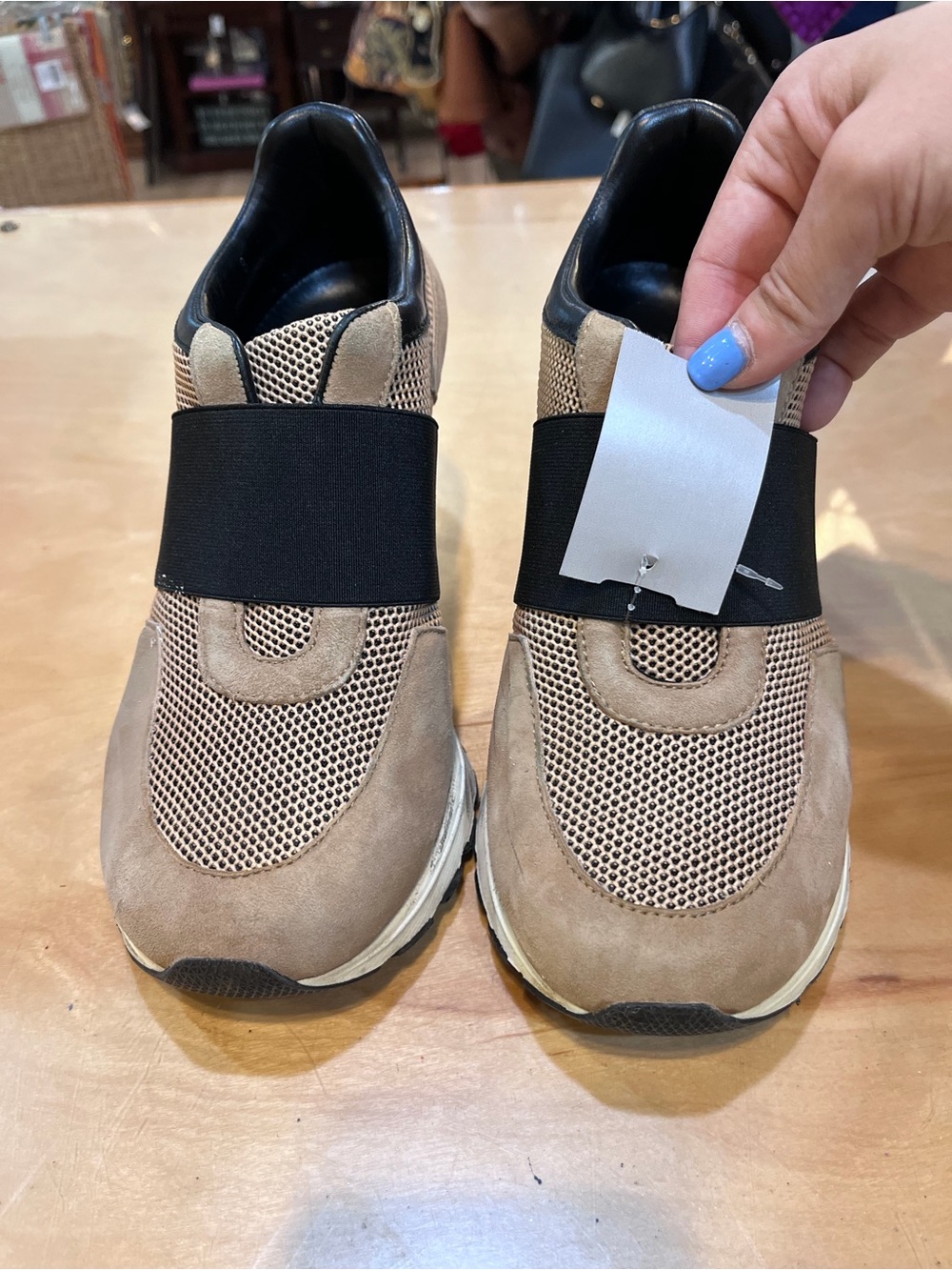 Sneex the ICON Camel & Black Heels $395 retail - Picture 5 of 6